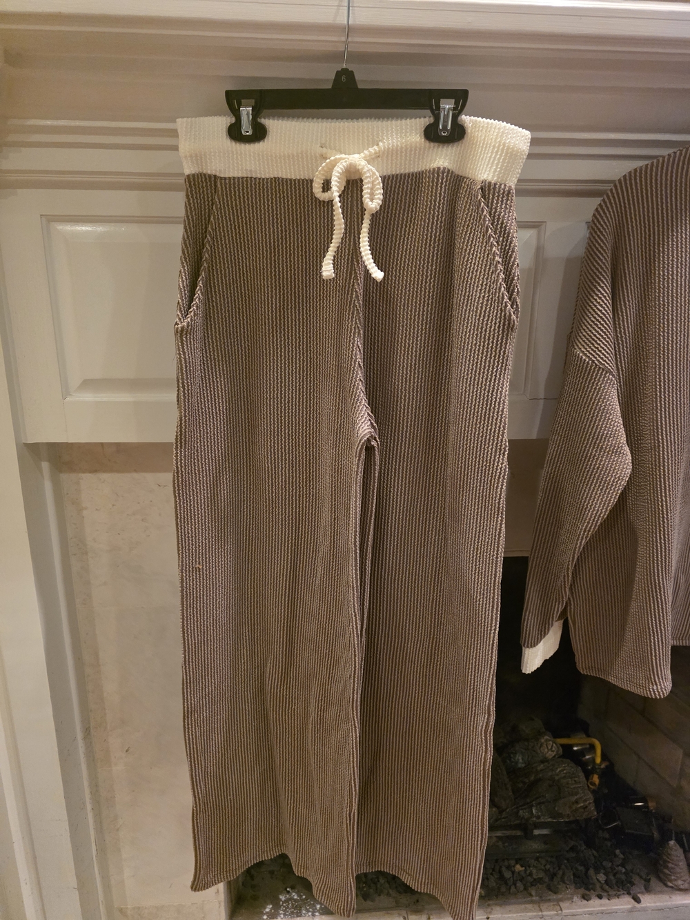 Zenana Outfitters Brown Wide Leg Ribbed Pants with Cream Trim - Picture 3 of 5